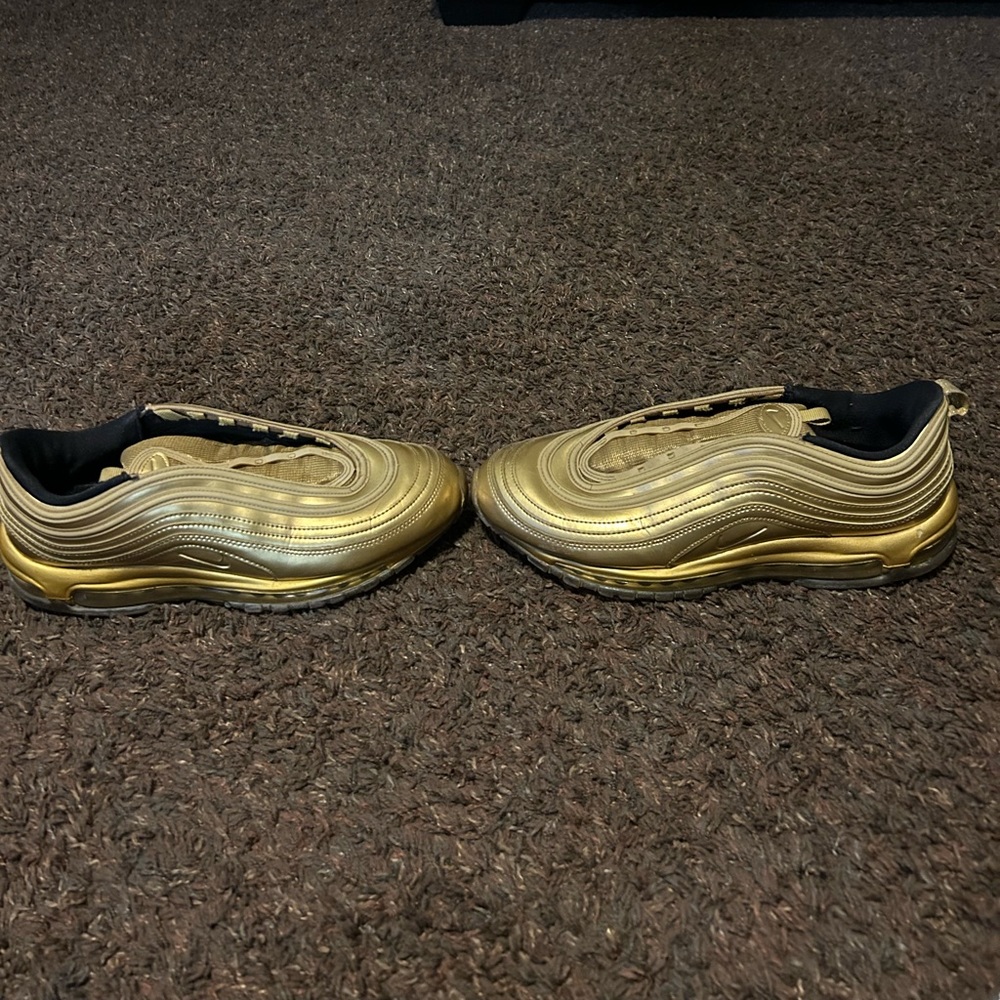 Airmax 97 olympic gold size 11.5